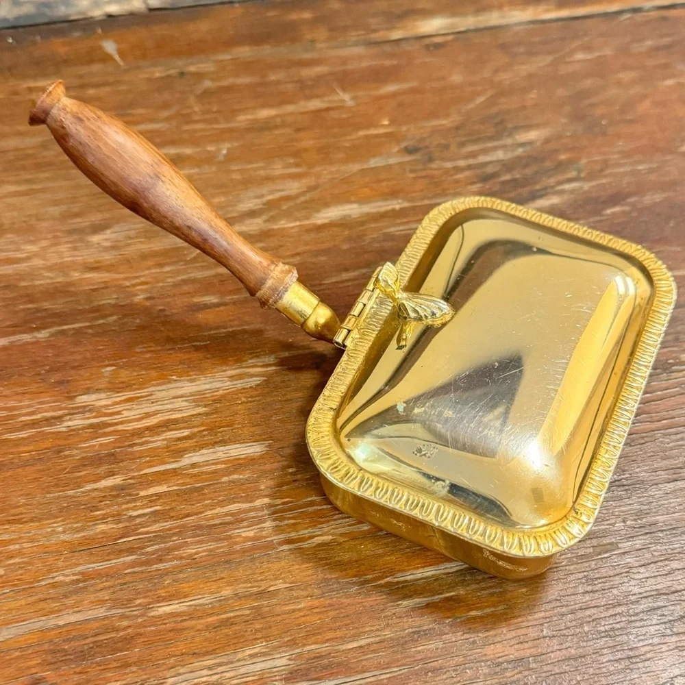 Vintage Italian 24kt Gold Plated Silent Butler Crumb Catcher with Wood Handle - Picture 3 of 12
